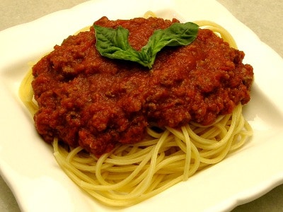 Spaghetti and Meat Sauce – A Simple #SundaySupper
