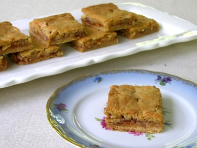 Brandied Apricot Bars