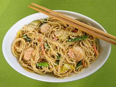 Sesame Noodles With Shrimp And Vegetables for #SundaySupper