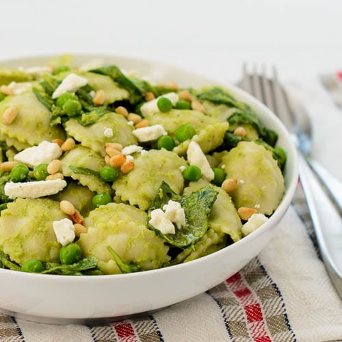 Pasta with Spinach and Green Pea Sauce