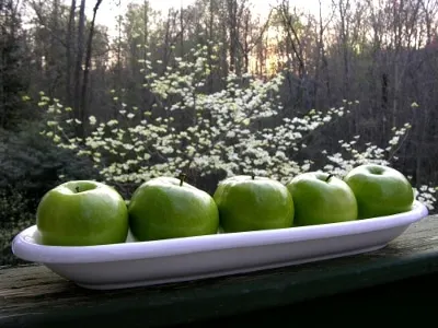 Green Granny Smith Apples in a dish