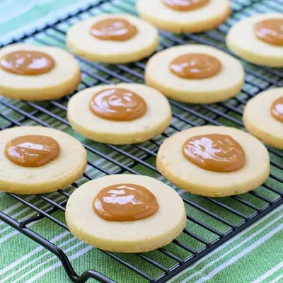 https://magnoliadays.com/wp-content/uploads/2013/05/Cuban-Sugar-Cookies-Torticas-de-Moron.jpg.webp