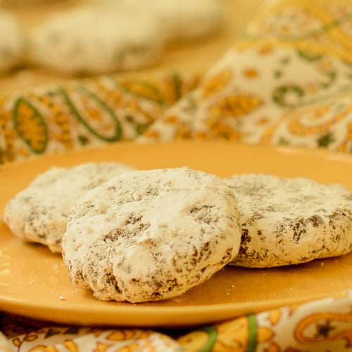 No-Bake Bourbon Pecan Cookies | Magnolia Days