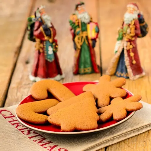 Ginger Molasses Cutout Cookies | Magnolia Days