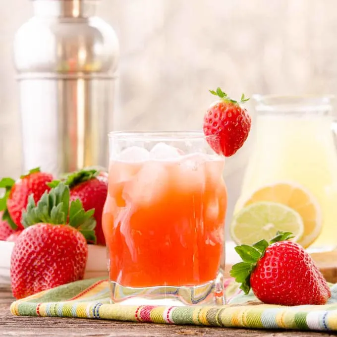 Strawberry Whiskey Sour | Magnolia Days