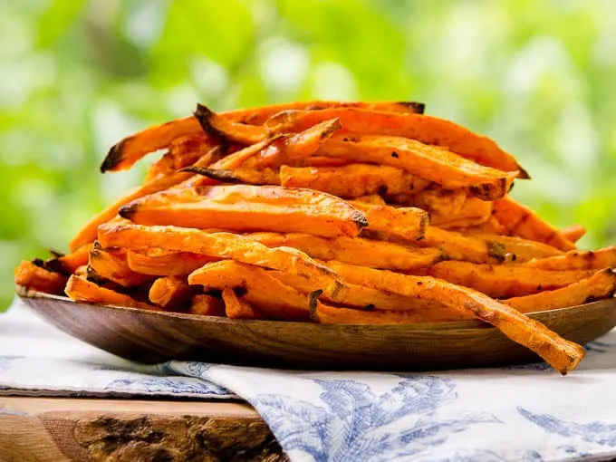 Baked Sriracha Sweet Potato Fries | Magnolia Days