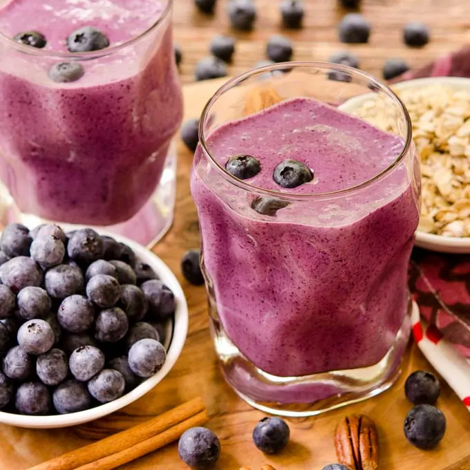 Blueberry Crumble Pie Smoothie by Magnolia Days