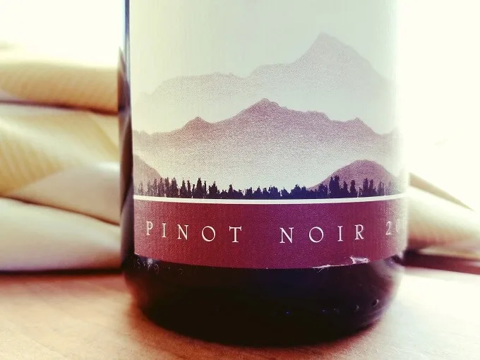 Cloudy Bay Pinot Noir 2014 Label Closeup